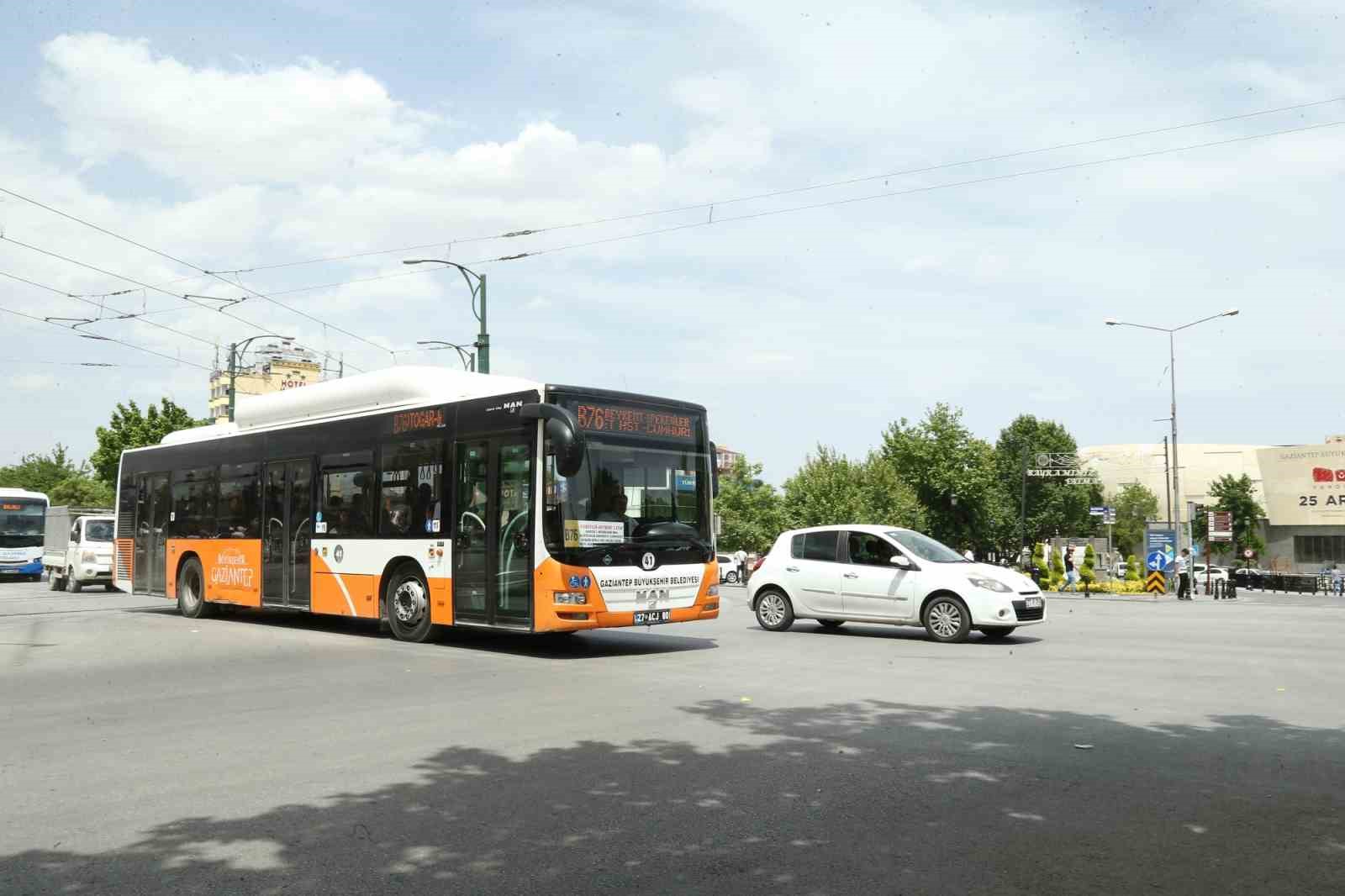 OTOBÜS VE TRAMVAYLAR AREFE VE BAYRAMDA ÜCRETSİZ