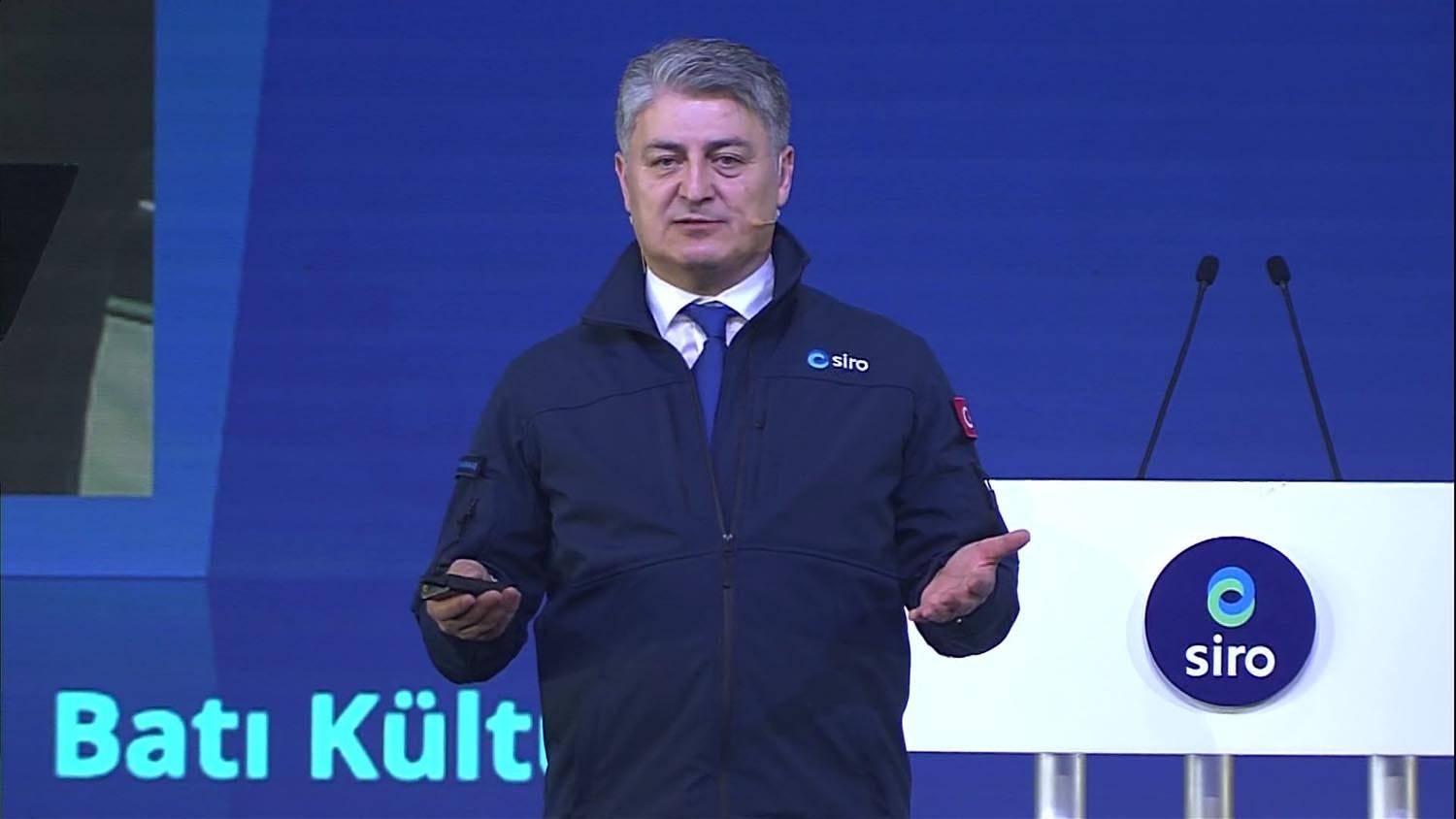 TOGG CEO'SU GÜRCAN KARAKAŞ, TESİSİN 7 BİN KİŞİLİK İSTİHDAM SAĞLAYACAĞINA