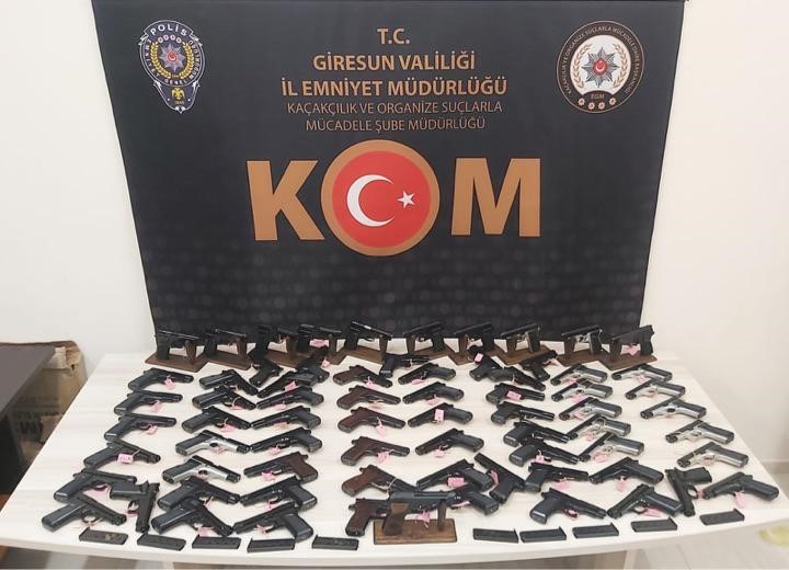 GİRESUN (İHA) – GİRESUN’DA DÜZENLENEN SİLAH KAÇAKÇILIĞI OPERASYONUNDA BİR KİŞİ