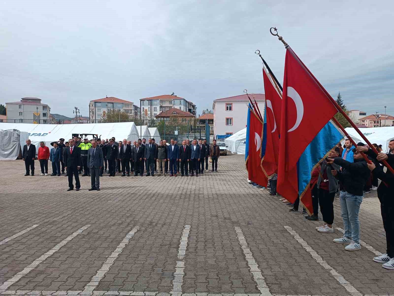 ADIYAMAN'IN GÖLBAŞI İLÇESİNDE 23 NİSAN ULUSAL EGEMENLİK VE ÇOCUK BAYRAMI