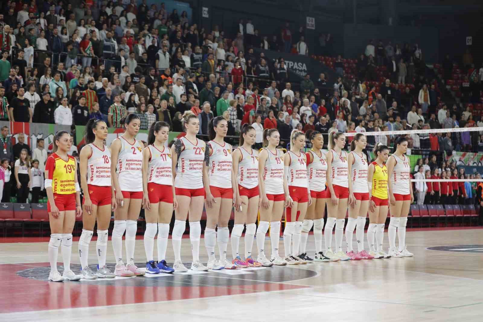 GÖZTEPE VOLEYBOL, YARI FİNAL İLK MAÇINDA YARIN MURATPAŞA BELEDİYESPOR'LA KARŞILAŞACAK.