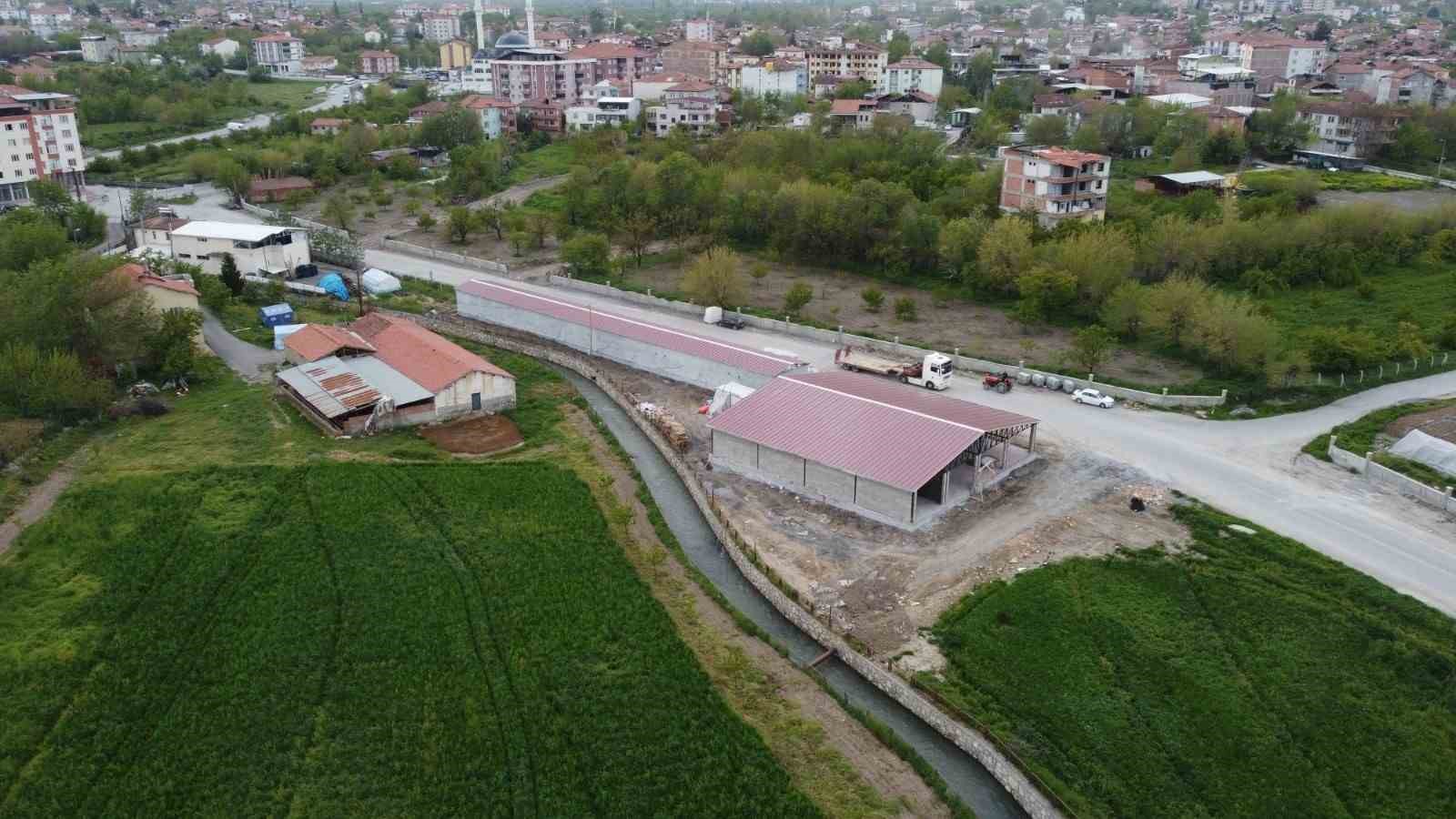 BATTALGAZİ BELEDİYE BAŞKANI OSMAN GÜDER, ASRIN FELAKETİNDE İŞ YERLERİ HASAR