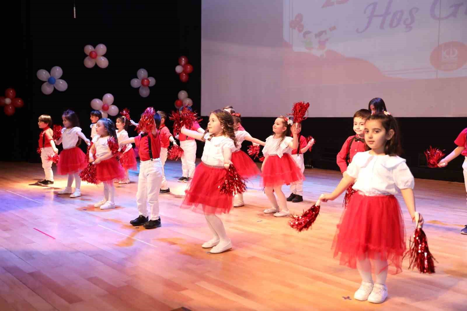 KEÇİÖREN BELEDİYESİ BÜNYESİNDE HİZMET VEREN GÜL KREŞ ADASI’NIN MİNİK ÖĞRENCİLERİ