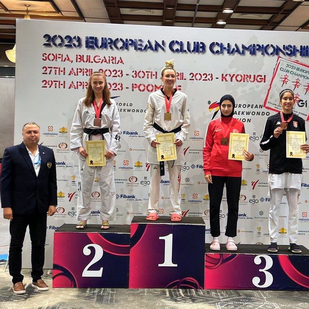 GÜLSE POLAT, BULGARİSTAN'DA YAPILAN AVRUPA TAEKWONDO ŞAMPİYONASI'NDA 3. OLDU