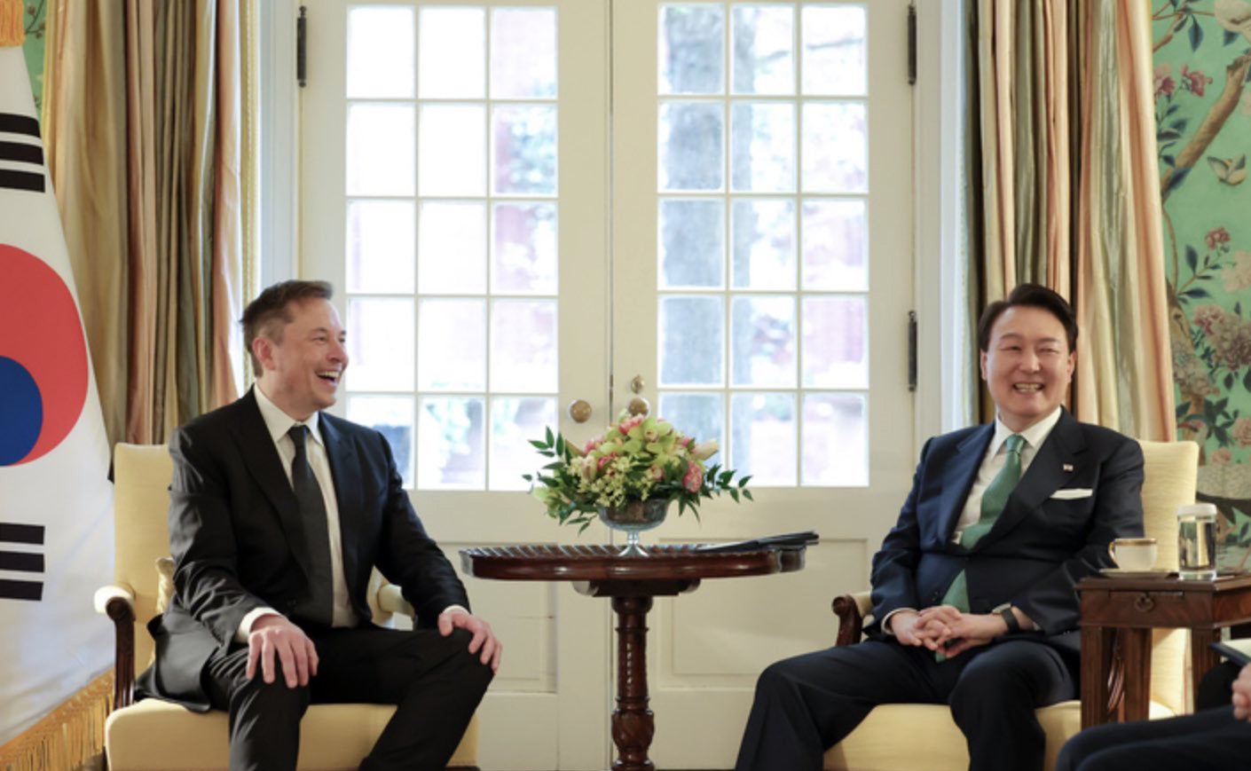 GÜNEY KORE DEVLET BAŞKANI YOON SUK YEOL, ABD’Lİ MİLYARDER ELON