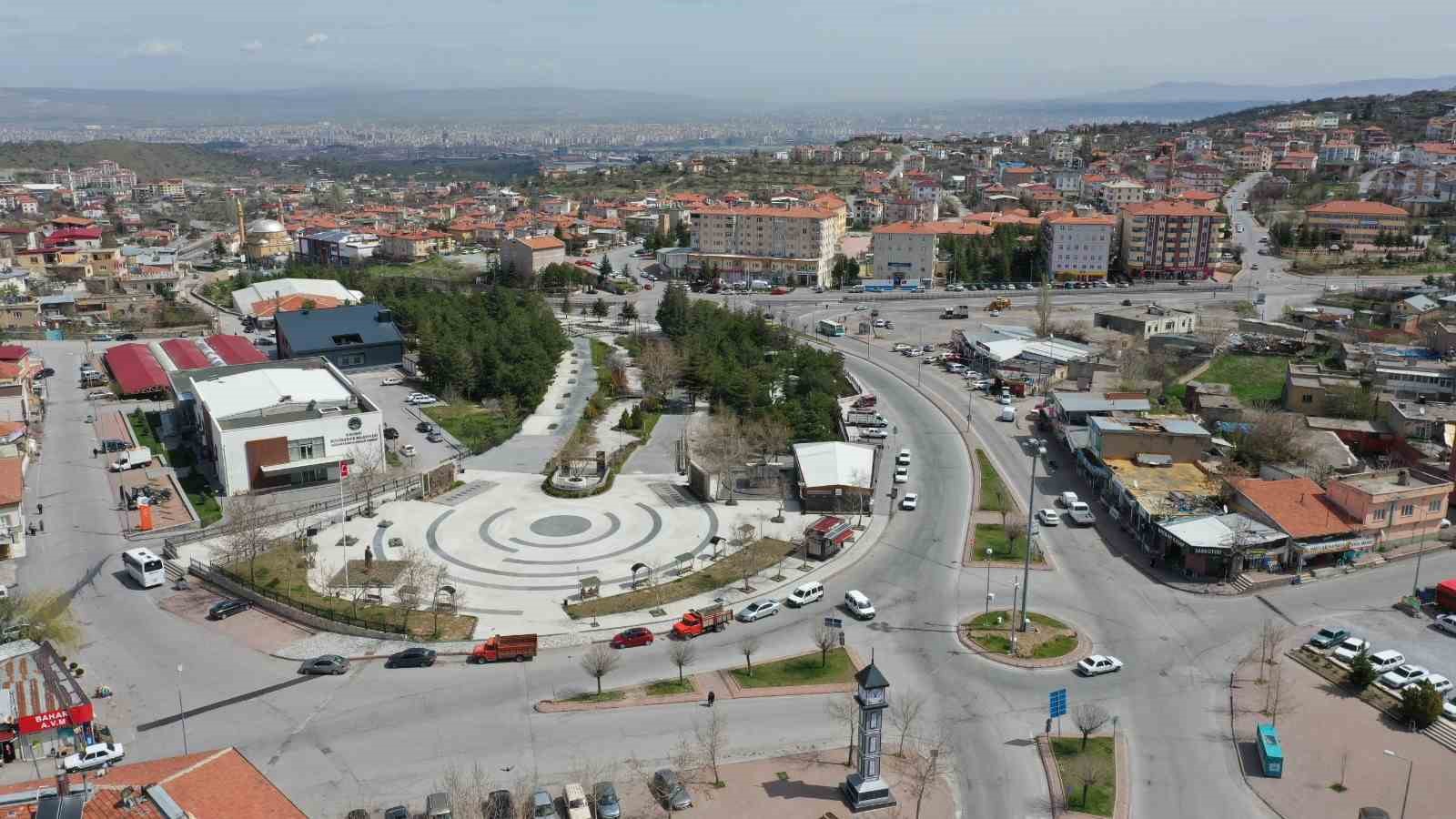 HACILAR BELEDİYE BAŞKANI BİLAL ÖZDOĞAN, YAKLAŞAN RAMAZAN BAYRAMI DOLAYISIYLA MEZARLIKLARDA