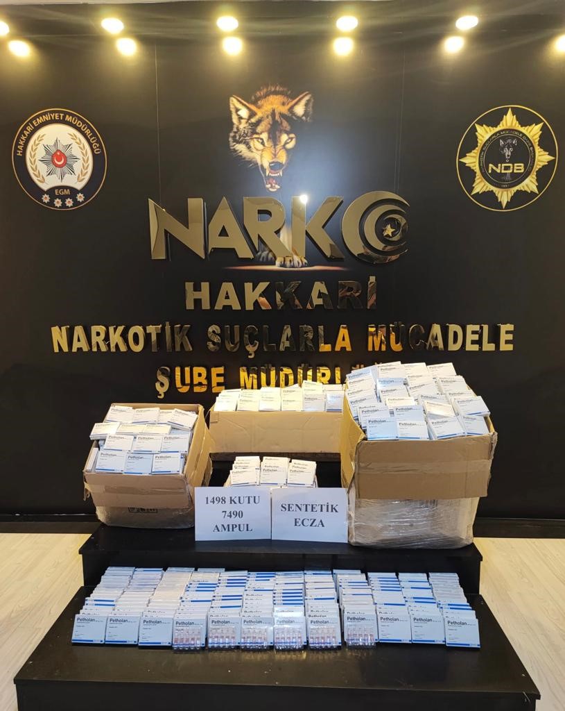 HAKKARİ'NİN YÜKSEKOVA İLÇESİNDE YAPILAN ÇALIŞMALAR SONUCUNDA 7 BİN 490 AMPUL