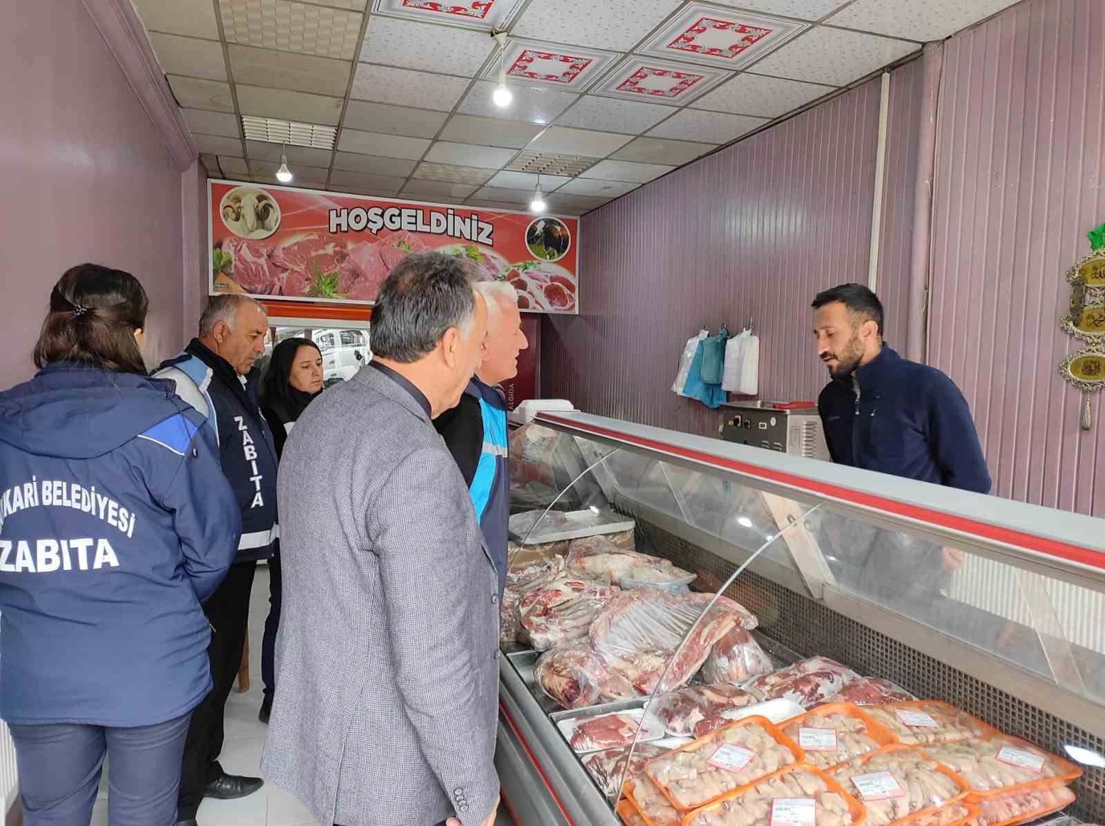HAKKARİ BELEDİYESİ ZABITA MÜDÜRLÜĞÜ, GIDA ÜRETİMİ YAPILAN İŞLETMELERE YÖNELİK DENETİMLERİNE