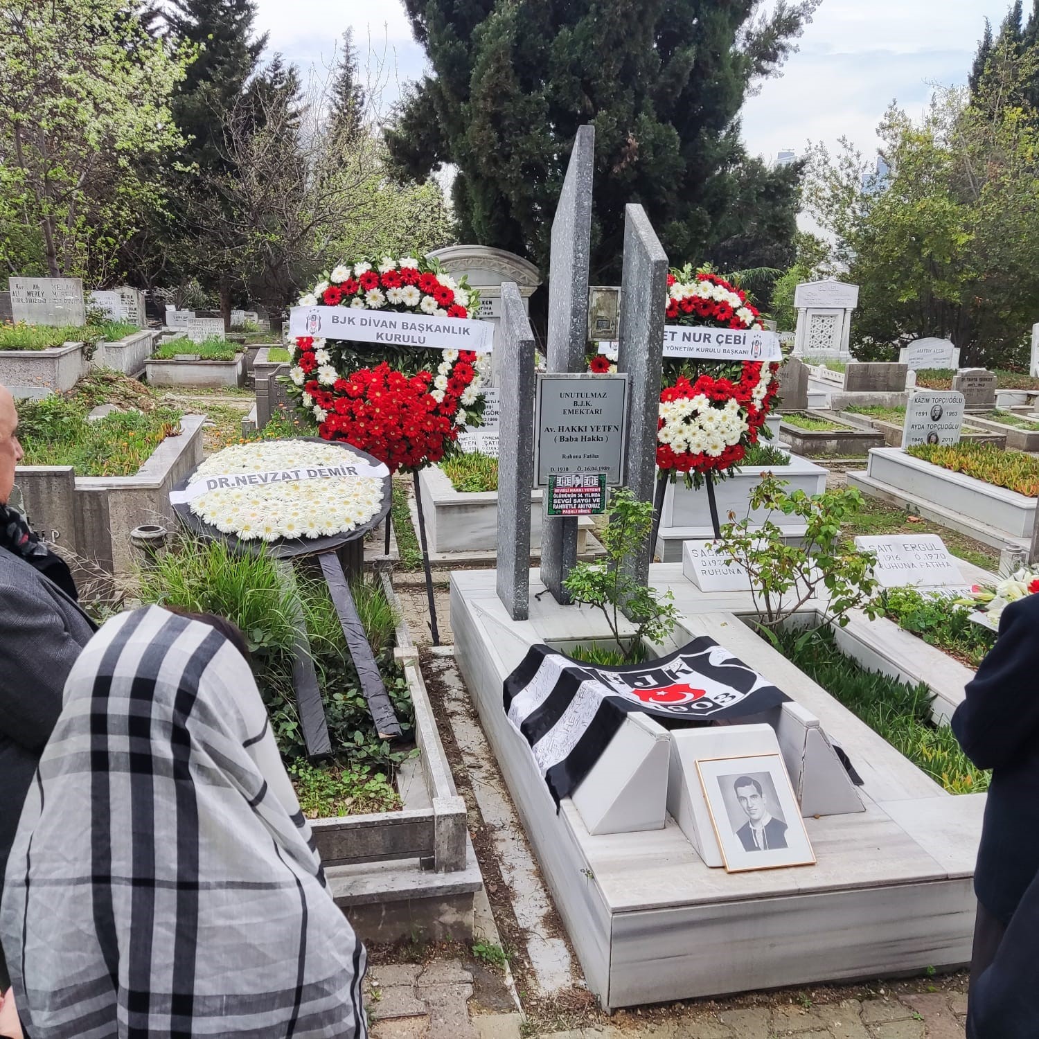 BEŞİKTAŞ'IN “BABA” LAKAPLI ESKİ BAŞKANI VE FUTBOLCUSU HAKKI YETEN, VEFATININ
