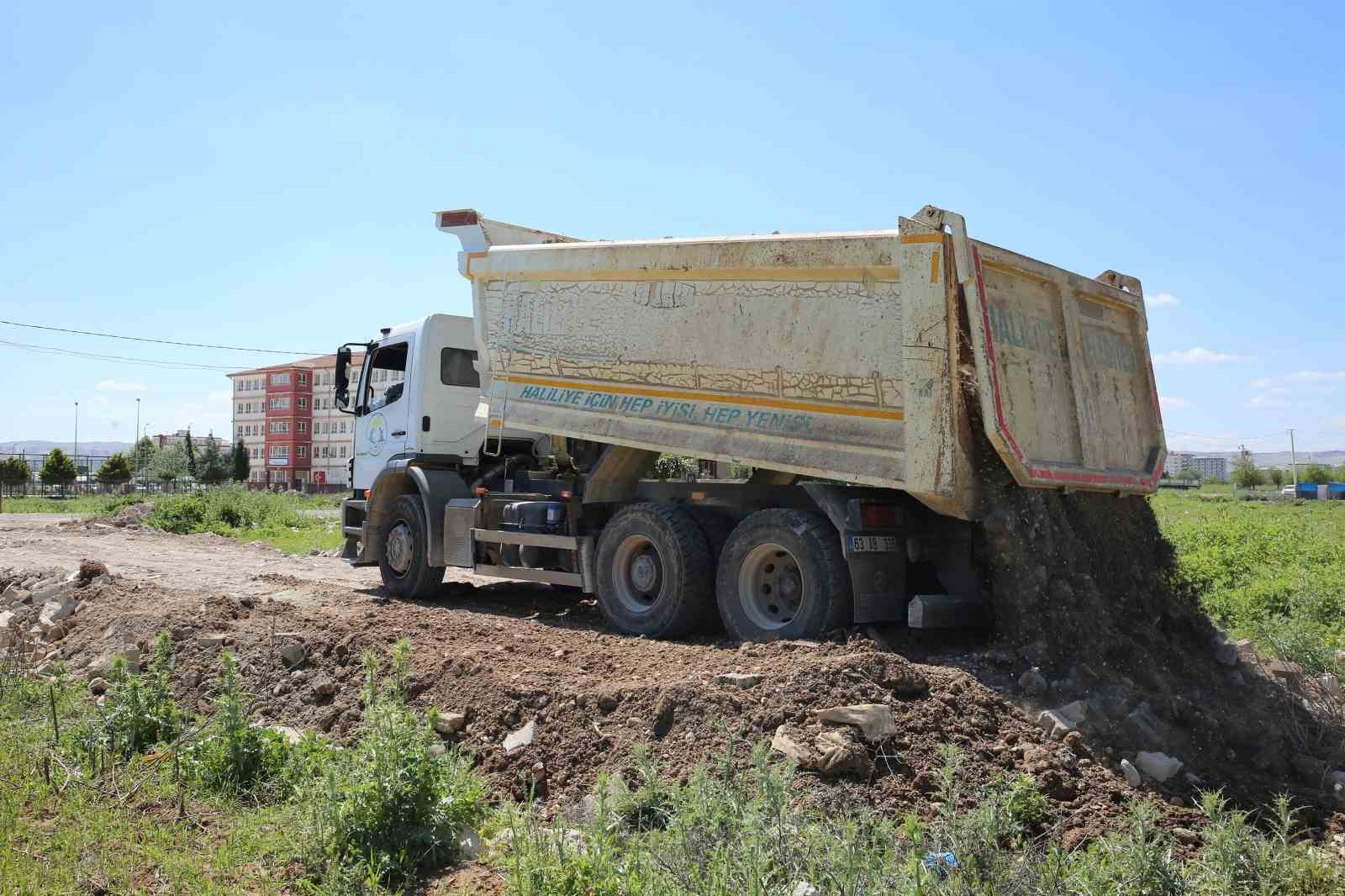 HALİLİYE’DE ÜST YAPI ÇALIŞMALARI HIZLA DEVAM EDİYOR