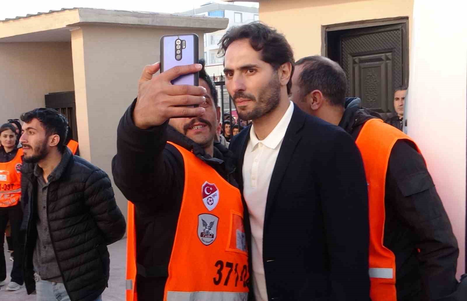 TFF 2. LİG KIRMIZI GRUP’TA VANSPOR FK İLE KOCAELİSPOR MAÇINI