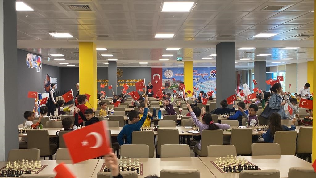 DENİZLİ’DE 23 NİSAN ULUSAL EGEMENLİK VE ÇOCUK BAYRAMI ETKİNLİKLERİ ÇERÇEVESİNDE