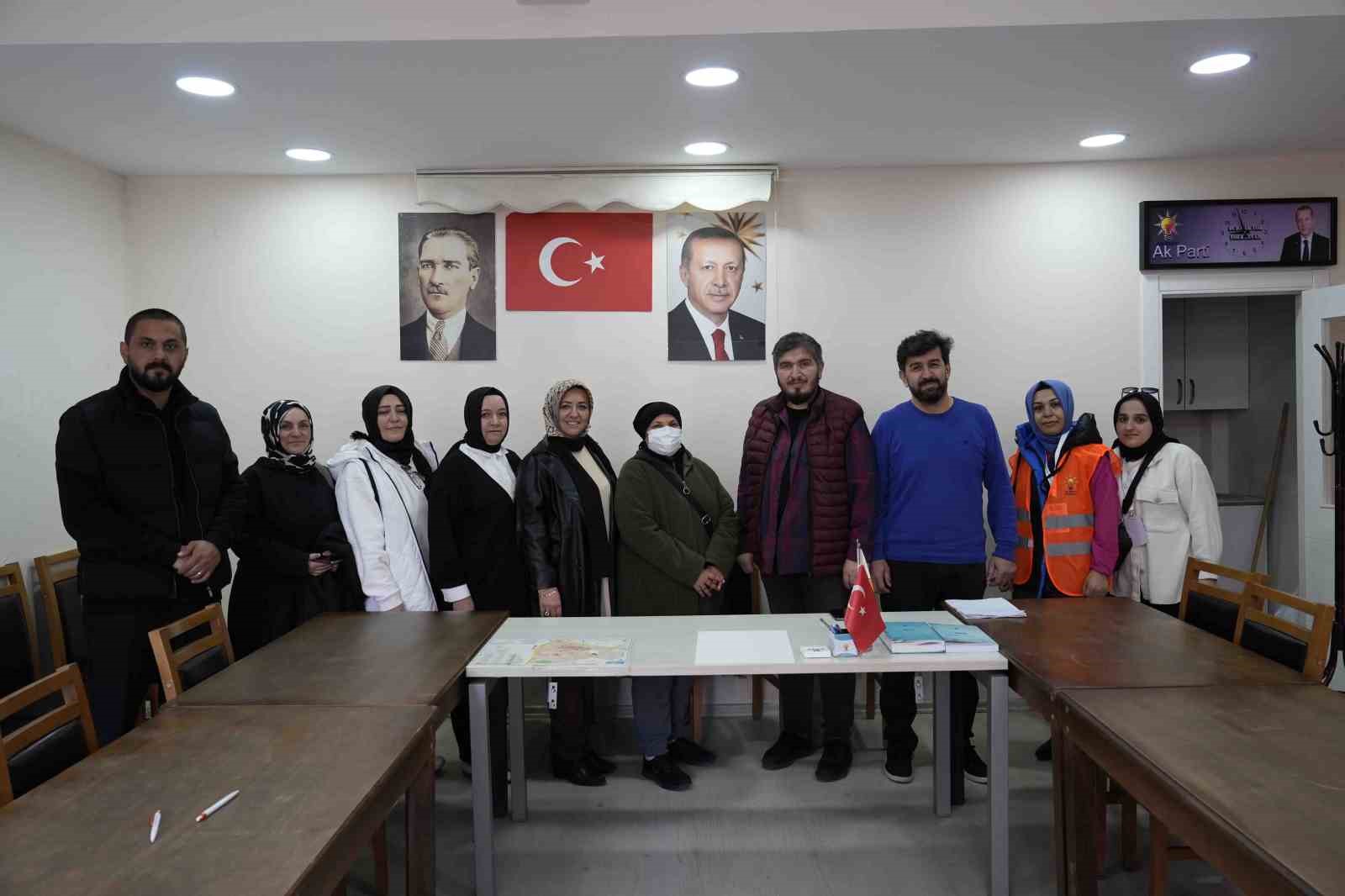 AK PARTİ KARTAL İLÇE TEŞKİLATINDA GÖREV ALAN BEYİN VE BÖBREK