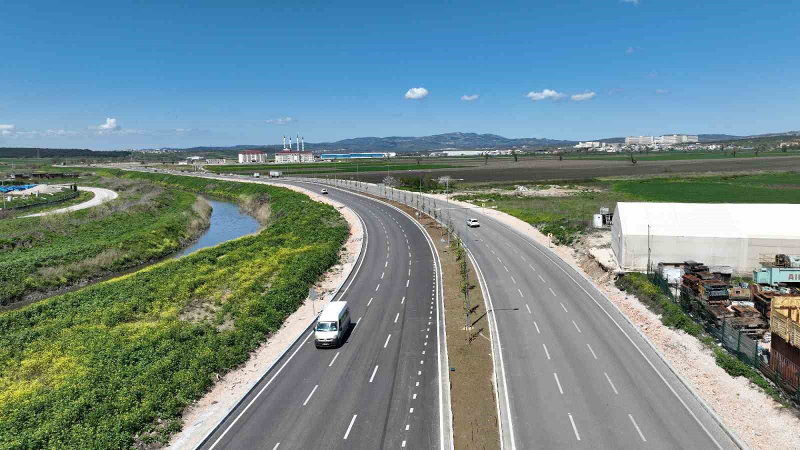 BÜYÜKŞEHİR BELEDİYESİ TARAFINDAN BURSA ŞEHİR HASTANESİ'NE SORUNSUZ ULAŞIMIN SAĞLANMASI AMACIYLA
