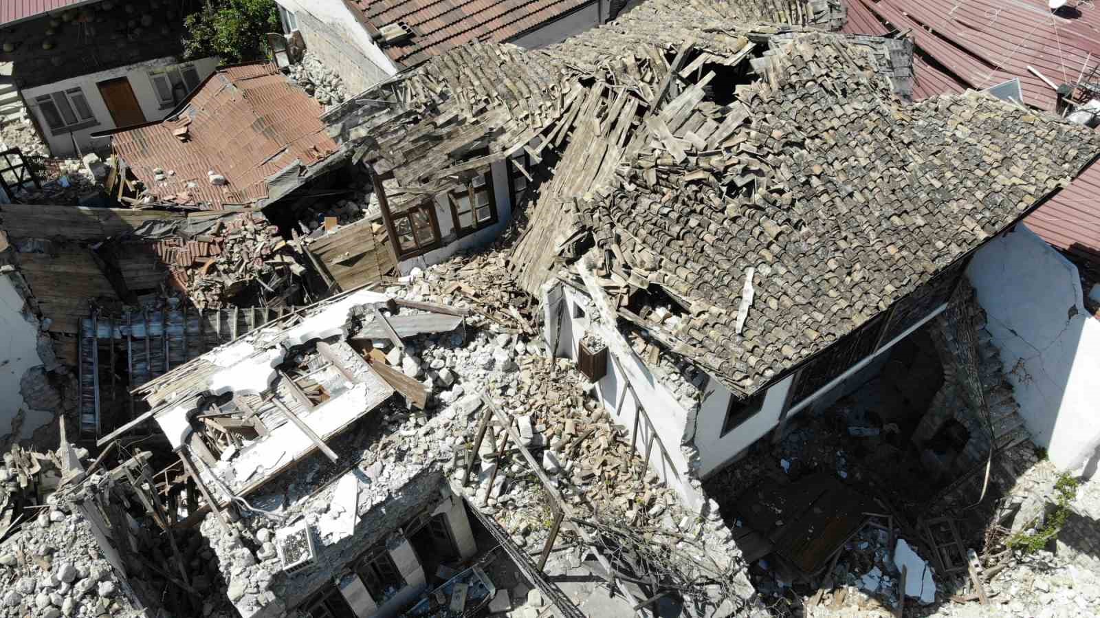KAHRAMANMARAŞ MERKEZLİ DEPREMLERDE EN AĞIR HASARI ALAN HATAY’IN ANTAKYA İLÇESİNDE