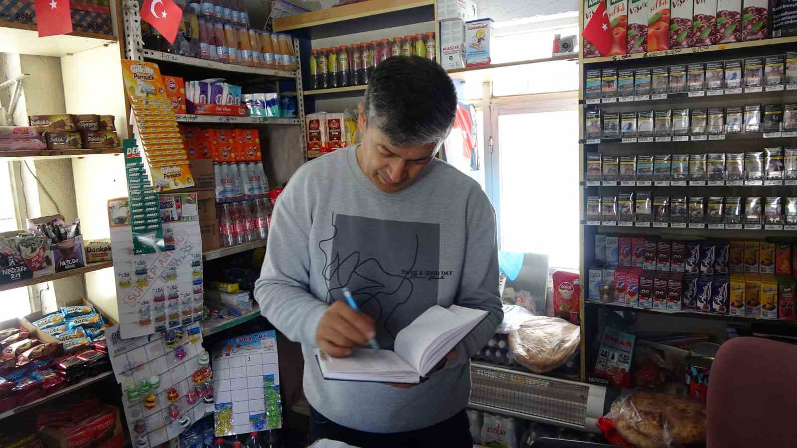 NİĞDE'DE HAYIRSEVERLER RAMAZAN AYINDA VERESİYE DEFTERİ SİLME GELENEĞİNİ SÜRDÜRDÜ.
