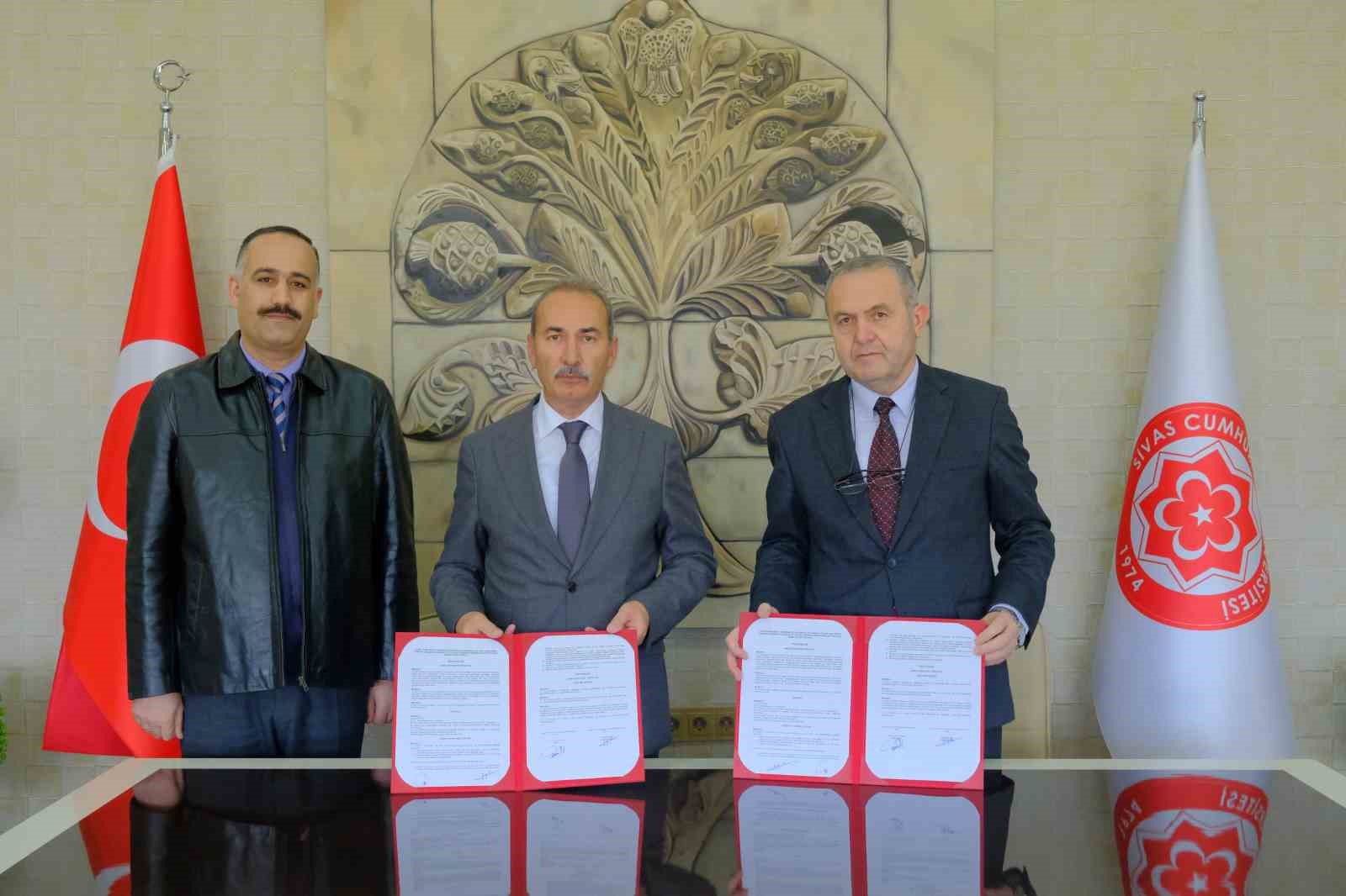 SİVAS CUMHURİYET ÜNİVERSİTESİ VE SİVAS E TİPİ KAPALI VE AÇIK