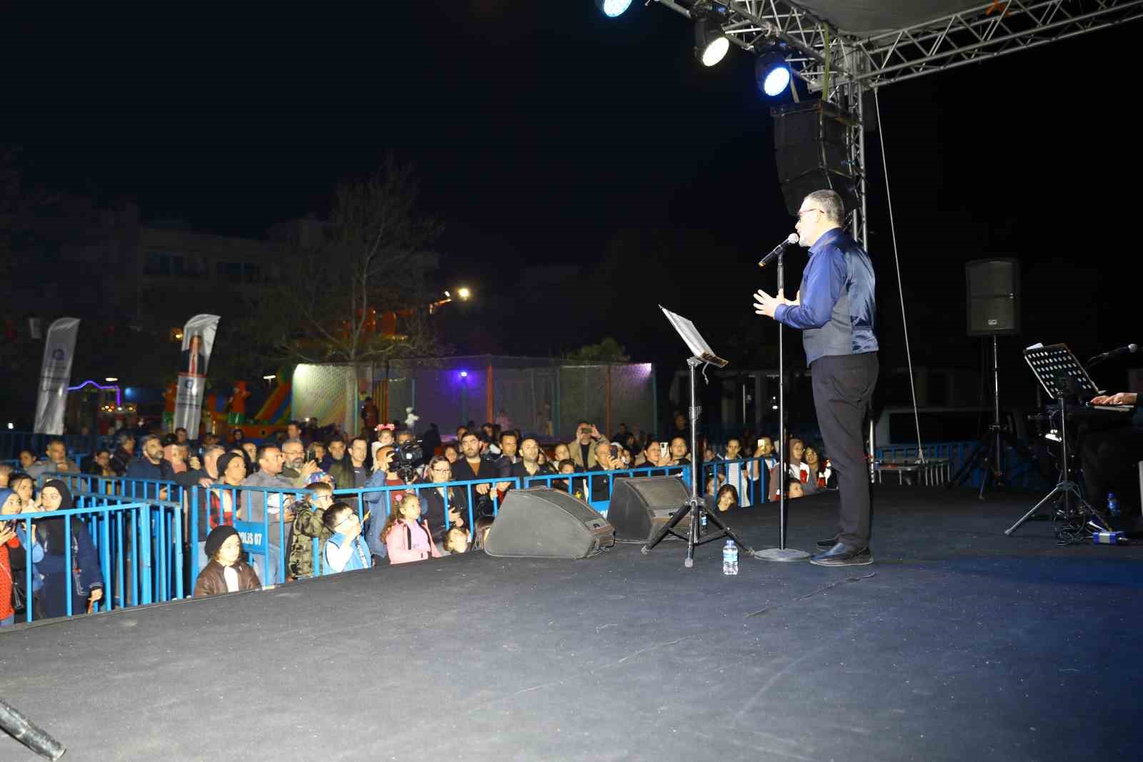 ANTALYA BÜYÜKŞEHİR BELEDİYESİ GELENEKSEL RAMAZAN ETKİNLİKLERİNİN KONUĞU OLAN ŞAİR VE