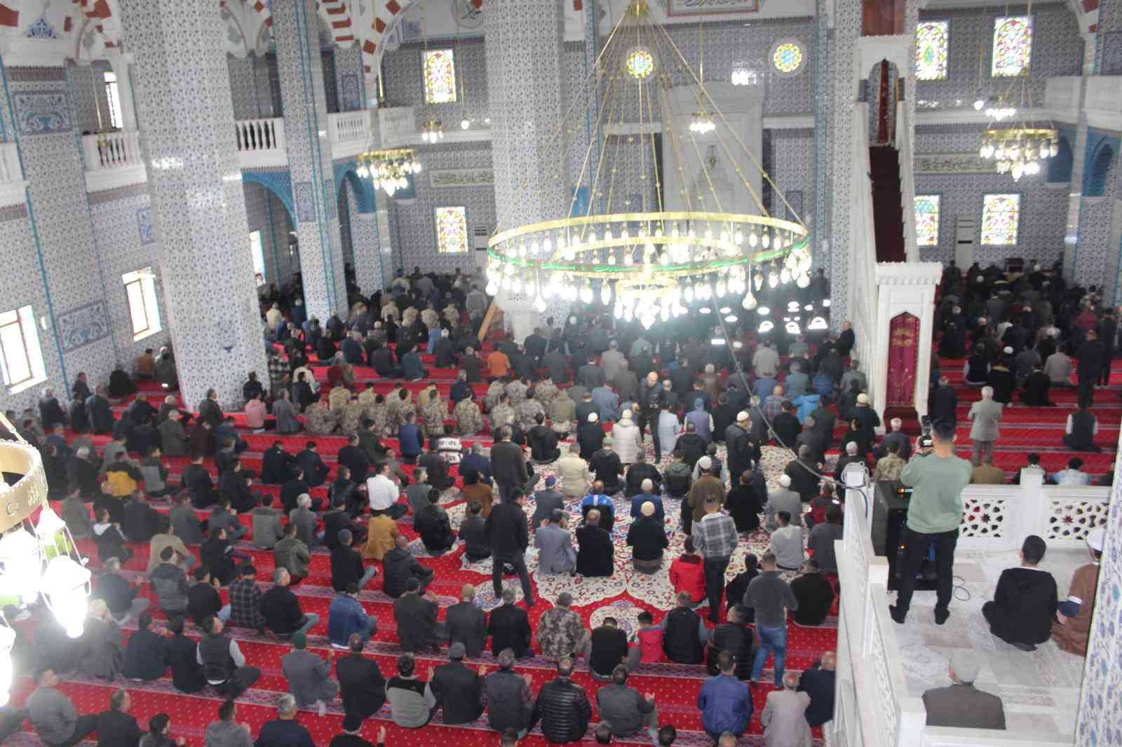 IĞDIR’DA POLİS HAFTASI'NDA ŞEHİTLER İÇİN MEVLİT OKUTULDU TÜRK POLİS TEŞKİLATININ