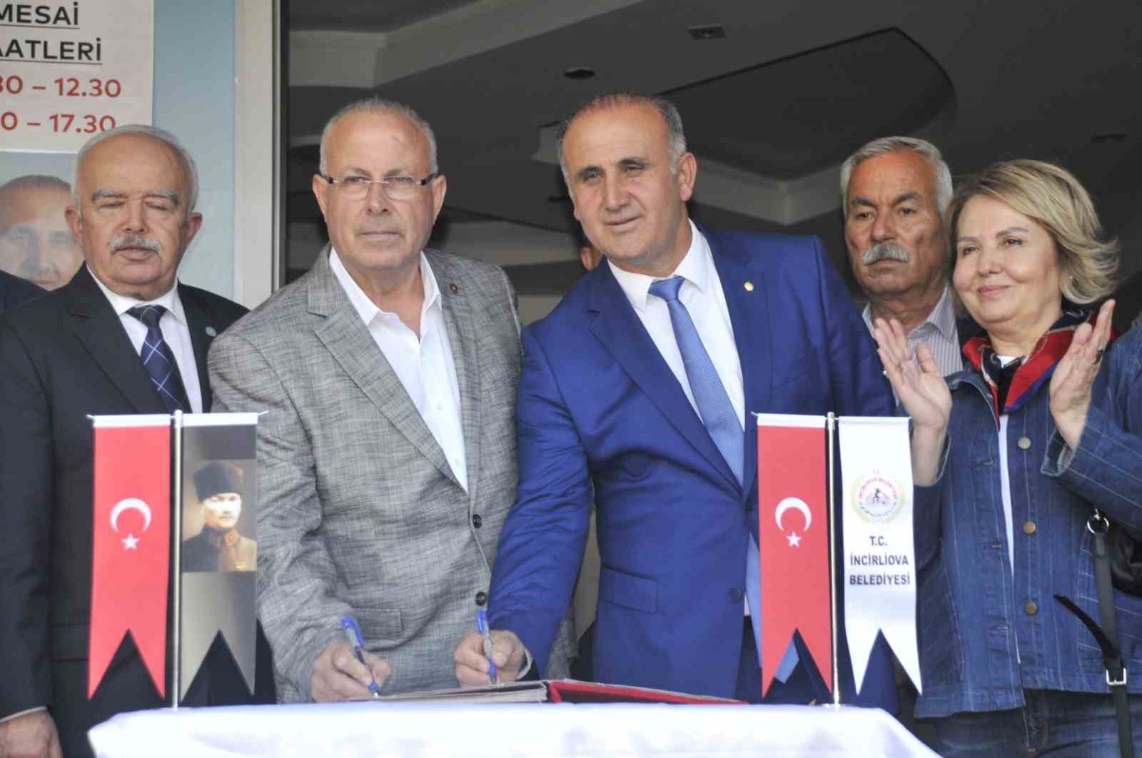 İNCİRLİOVA BELEDİYESİ İLE BELEDİYE-İŞ SENDİKASI ARASINDA TOPLU İŞ SÖZLEŞMESİ İMZALANDI.