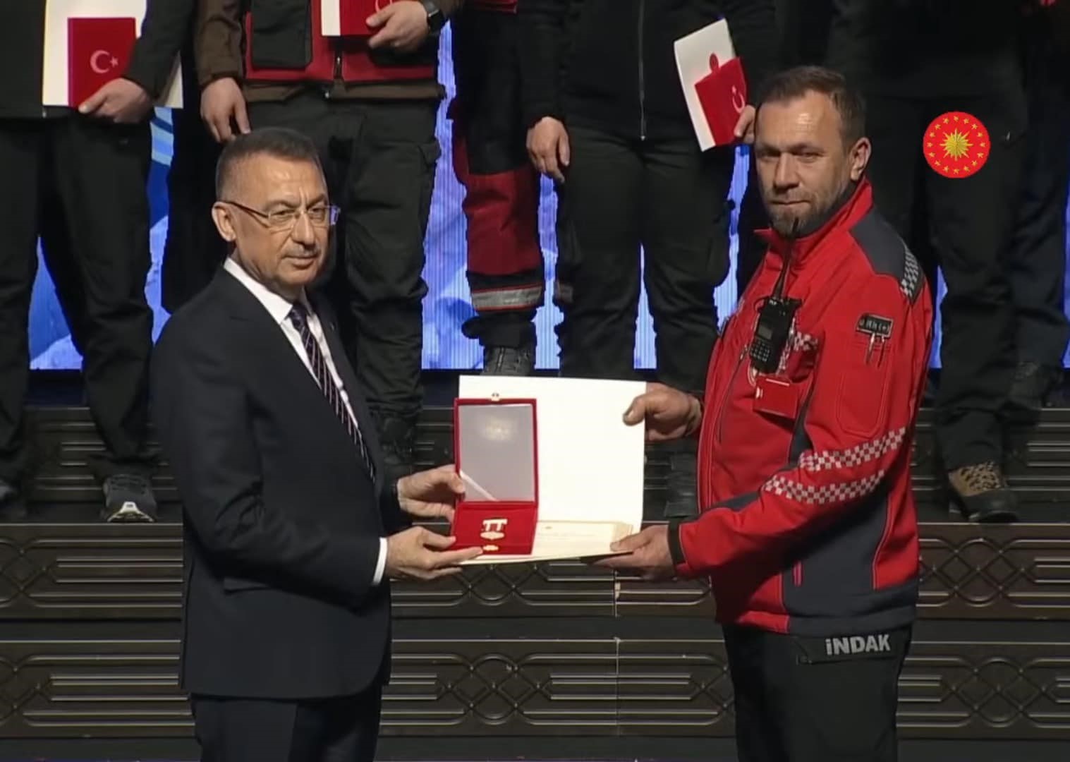 İNEGÖL DOĞAL AFETLER ARAMA KURTARMA EKİBİ ADINA DEVLET ÜSTÜN FEDAKÂRLIK