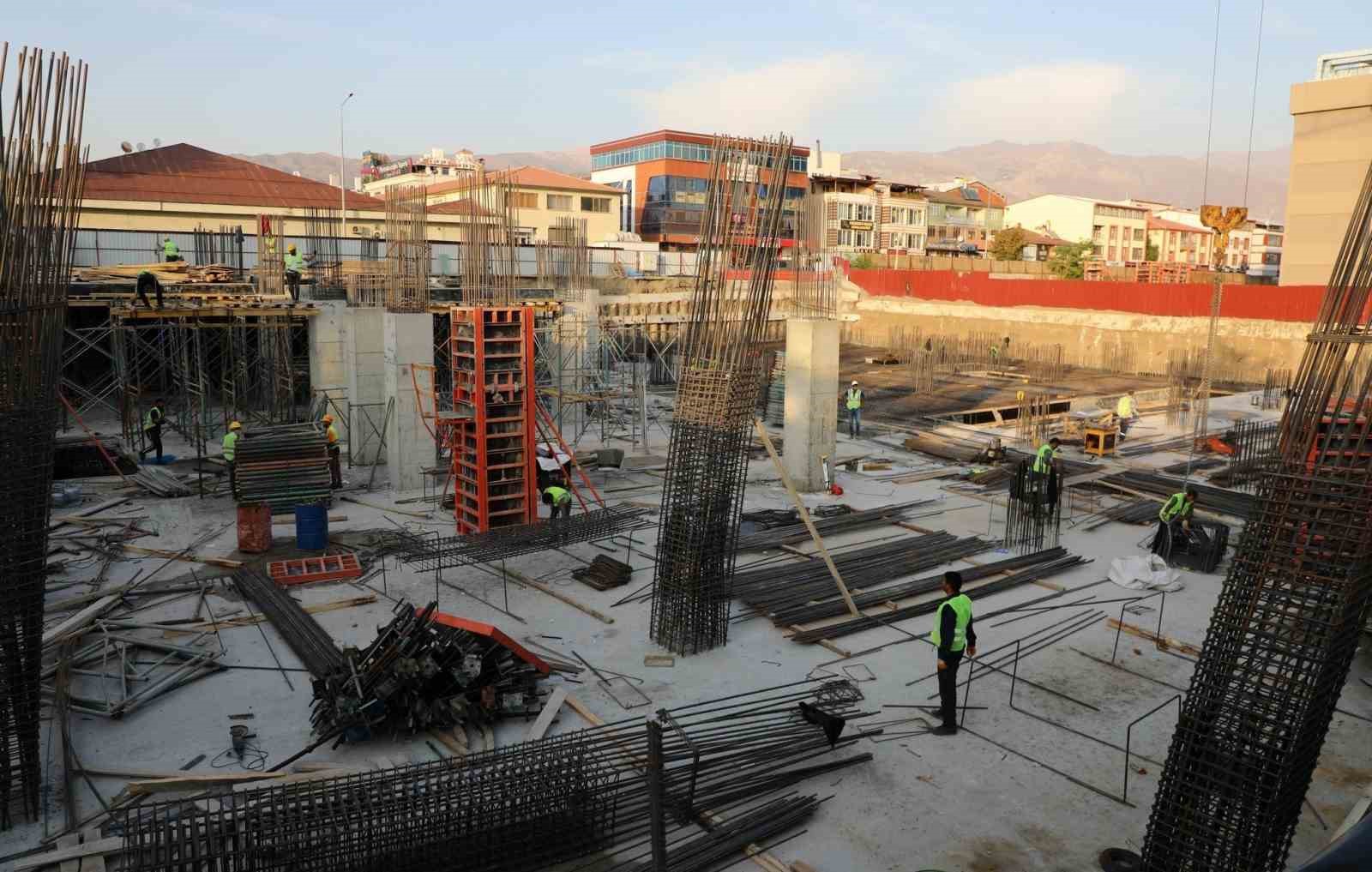İNŞAAT MALİYET ENDEKSİ YILLIK YÜZDE 72,37, AYLIK YÜZDE 2,08 ARTTI