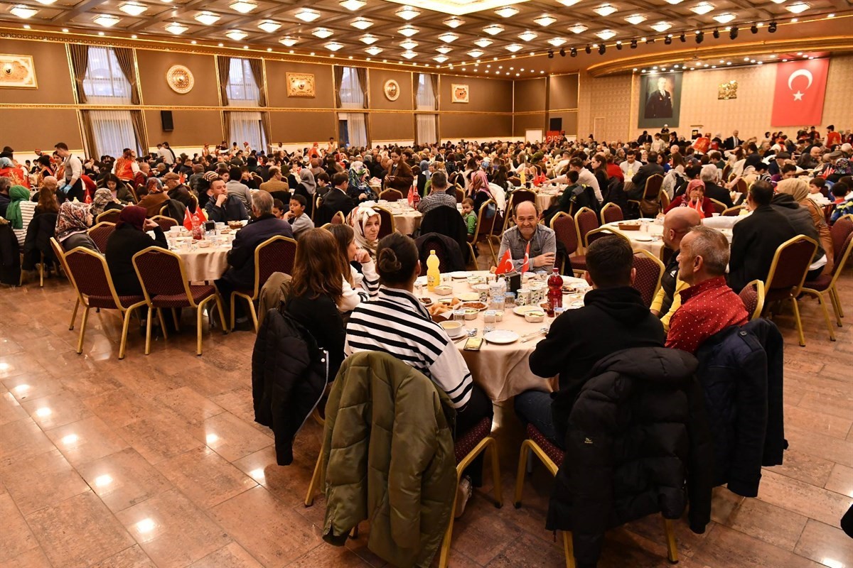ISPARTA’DA ŞEHİT AİLELERİ VE GAZİLER İÇİN ISPARTA VALİLİĞİ TARAFINDAN İFTAR