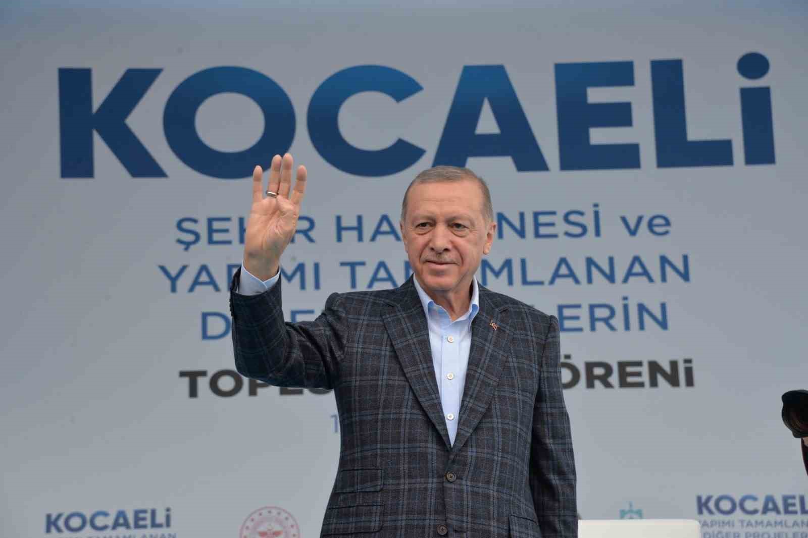 ŞEHİR HASTANESİ VE YAPIMI TAMAMLANAN PROJELERİN AÇILIŞI İÇİN KOCAELİ’YE GELEN