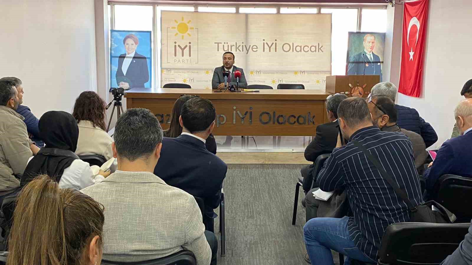 İYİ PARTİ İL BAŞKANI BAŞARAN GÜNDEME DAİR AÇIKLAMALARDA BULUNDU