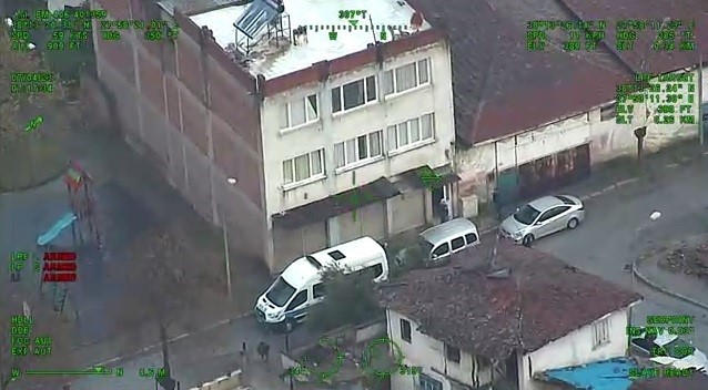 İZMİR POLİSİ TARAFINDAN UYUŞTURUCU TİCARETİ YAPAN ŞÜPHELİLERE YÖNELİK İZMİR MERKEZLİ