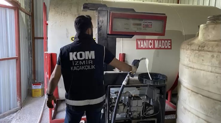 İZMİR’İN BORNOVA İLÇESİNDE BULUNAN BİR DEPOYA GERÇEKLEŞTİRİLEN OPERASYONDA, 44 TON