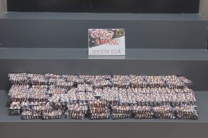 SON 1 HAFTADA GERÇEKLEŞTİRİLEN 57 AYRI UYUŞTURUCU OPERASYONUNDA ÇOK SAYIDA