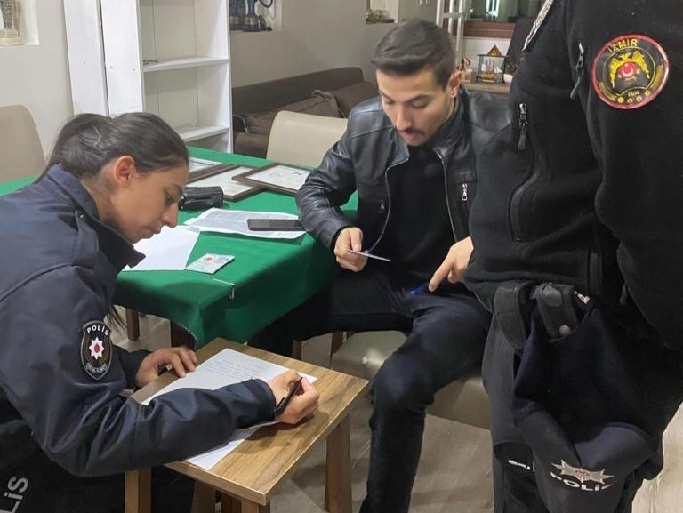 İzmir’de okul çevresinde denetimler sürüyor