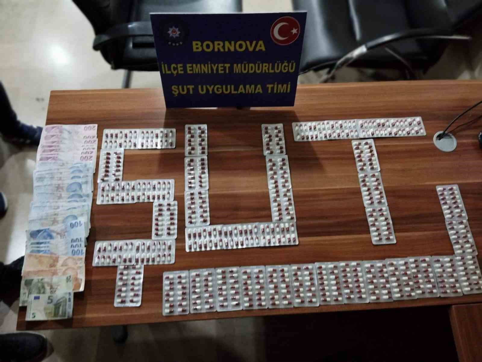 ŞOK UYGULAMA TİMİ (ŞUT) EKİPLERİ, BORNOVA'DA GERÇEKLEŞTİRDİĞİ ÇALIŞMALARDA YÜKLÜ MİKTARDA