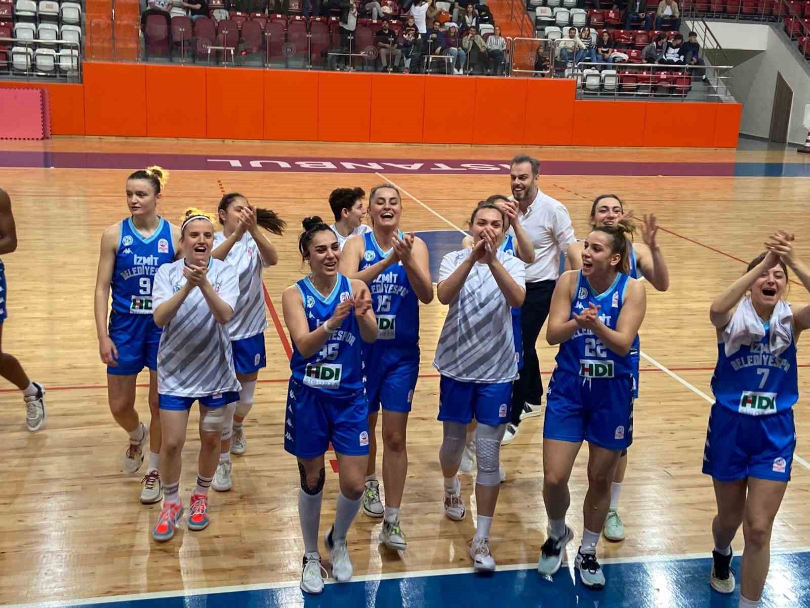 İZMİT BELEDİYESPOR KADIN BASKETBOL TAKIMI, KADINLAR BASKETBOL 1. LİGİ PLAY-OFF