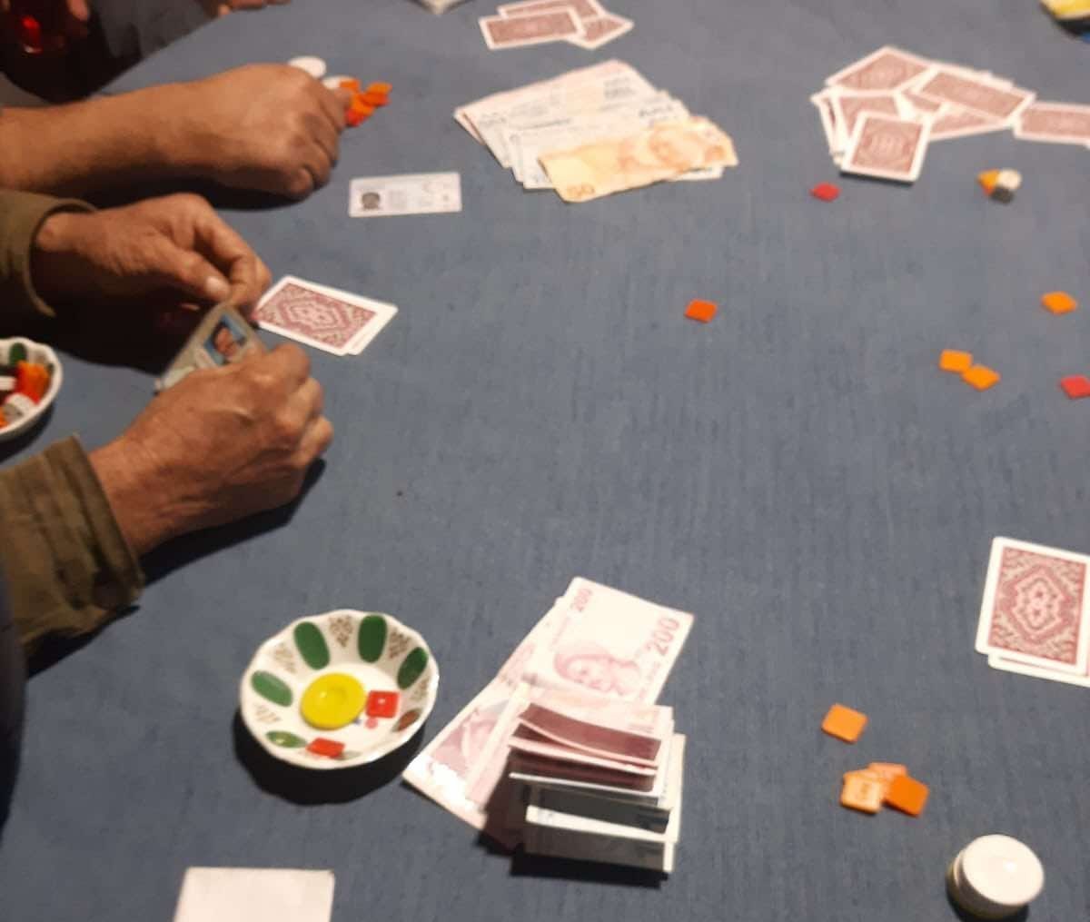 JANDARMADAN YASA DIŞI BAHİS VE KUMAR OPERASYONU