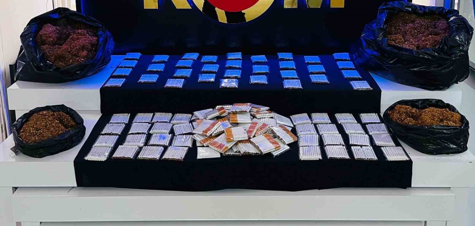 DENİZLİ’DE GERÇEKLEŞTİRİLEN TÜTÜN VE ALKOL OPERASYONUNDA YAKALANAN 5 ŞÜPHELİDEN ÇOK