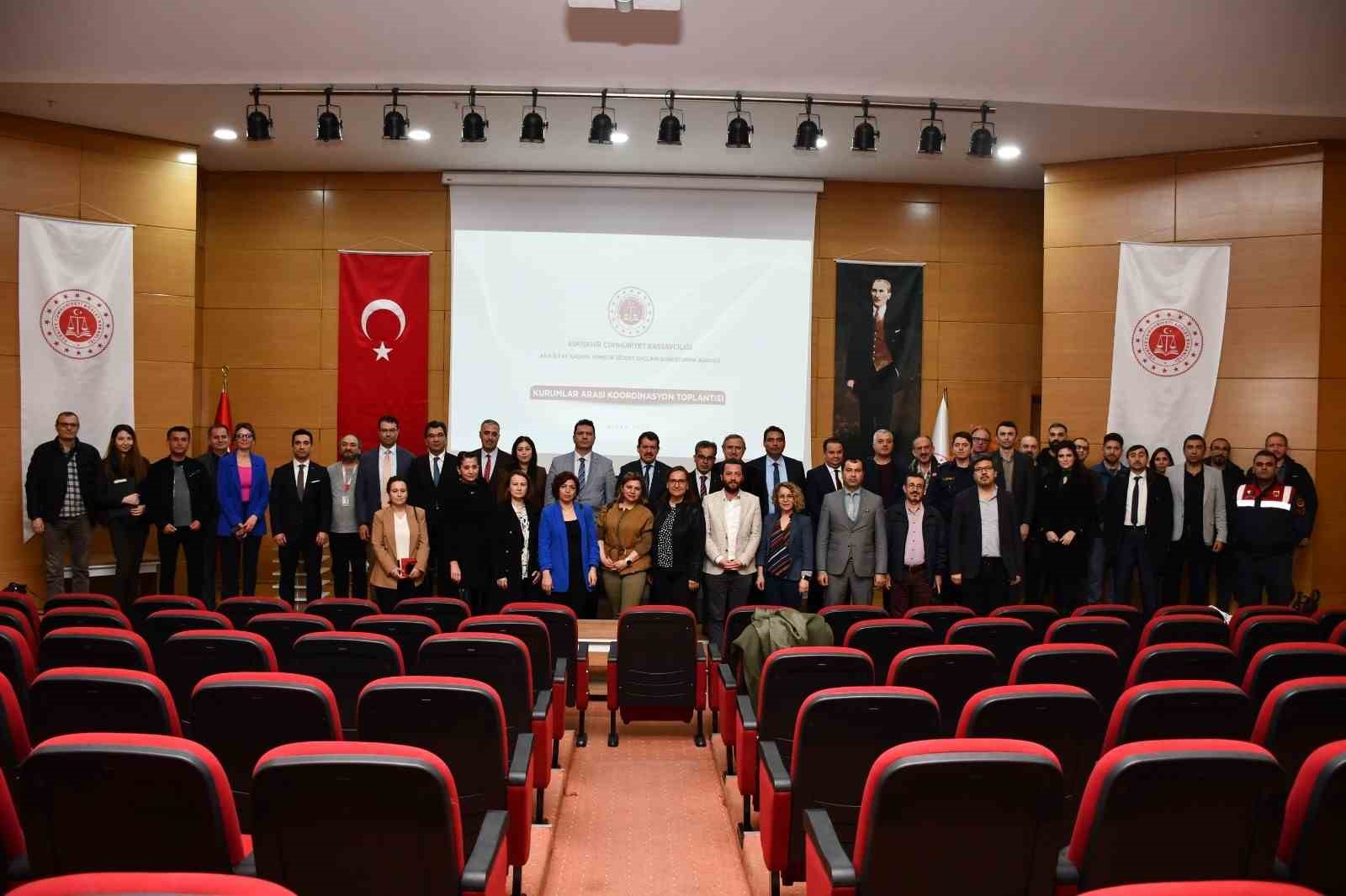 KADINA YÖNELİK ŞİDDETİN ÖNLENMESİ İÇİN TOPLANTI DÜZENLENDİ