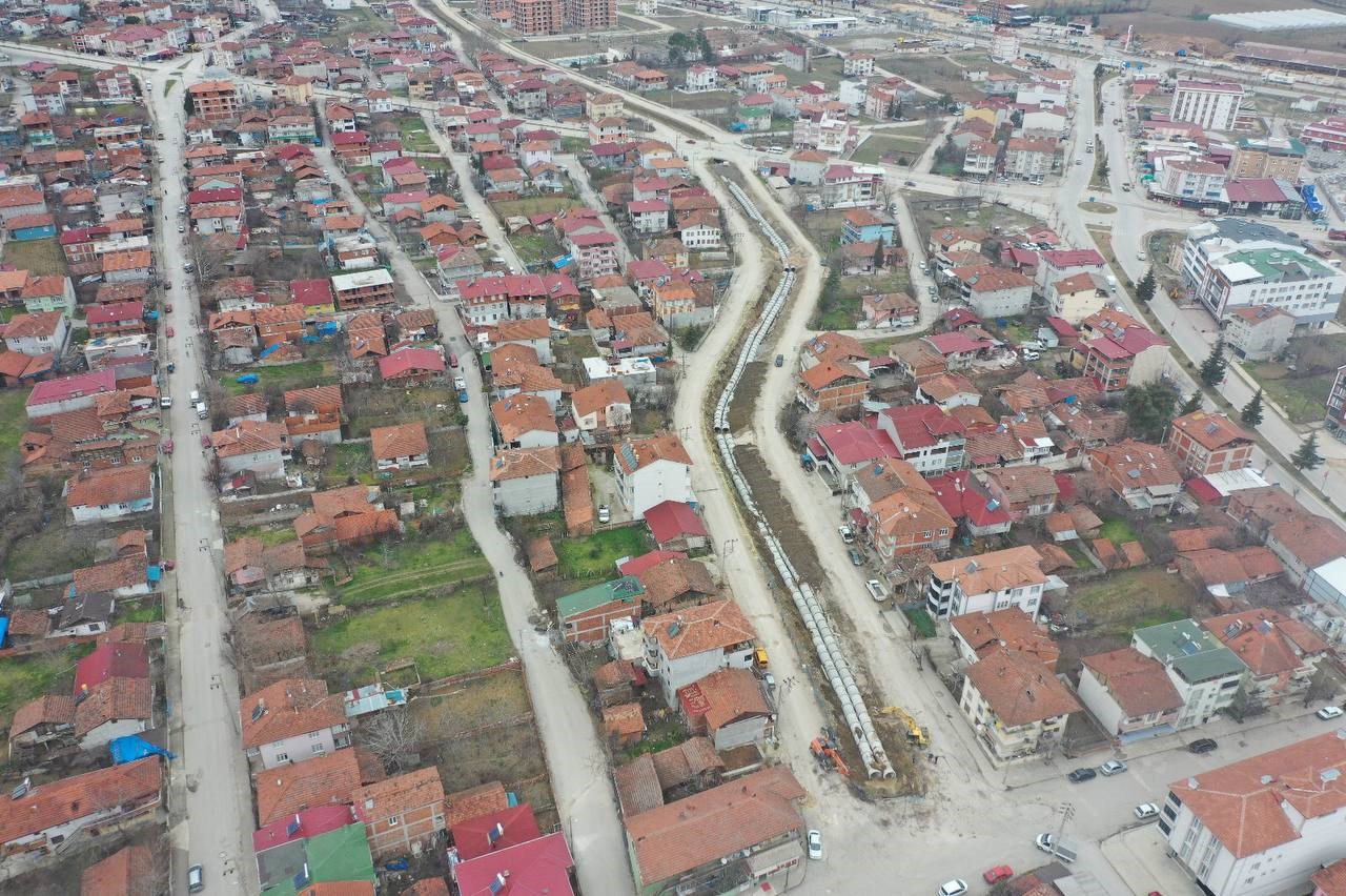 ERBAA BELEDİYESİ TARAFINDAN YAPIMINA BAŞLANAN  KANAL SOKAK PROJESİNDE ÇALIŞMALAR