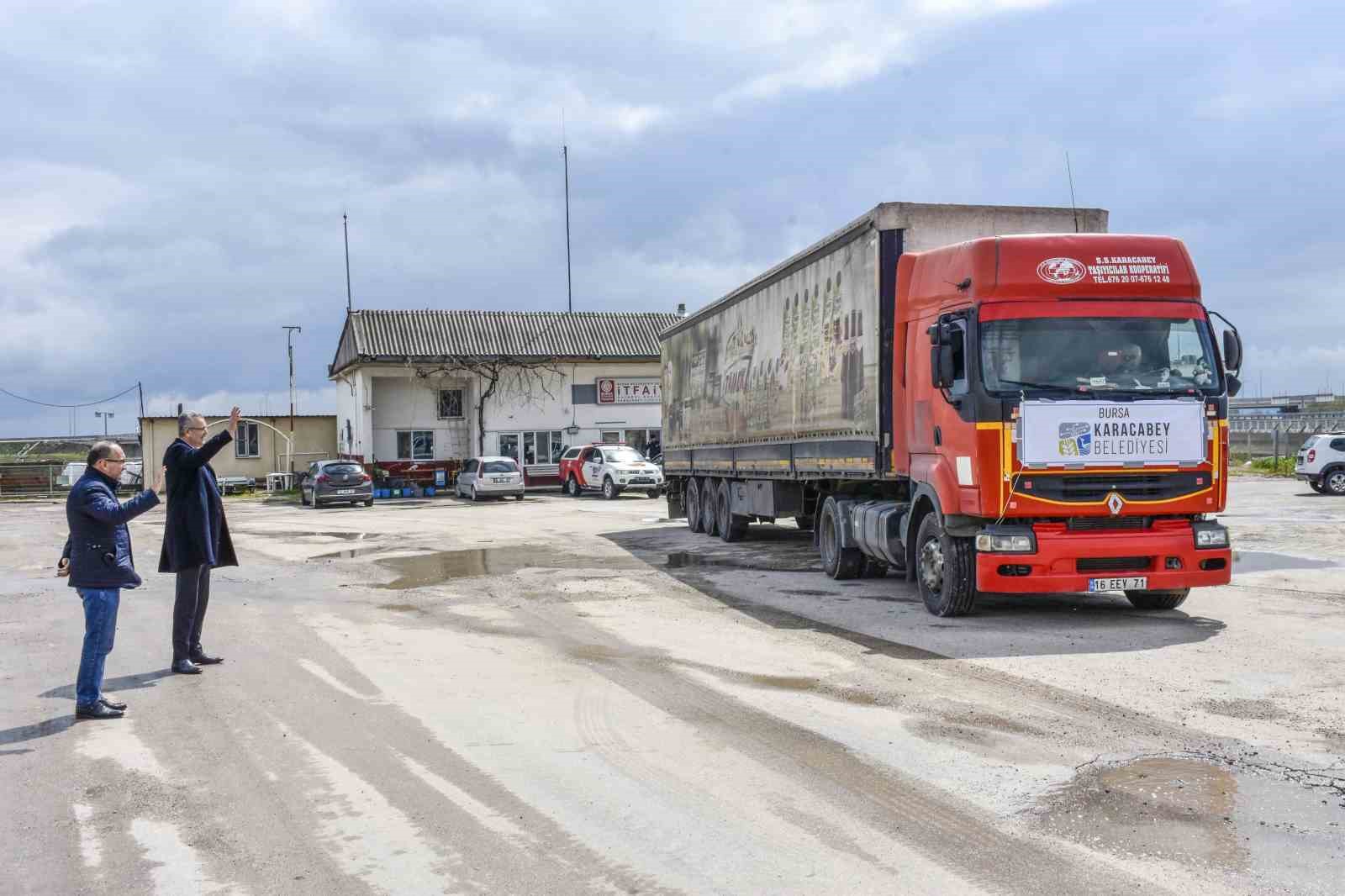 KARACABEY BELEDİYESİ, ASRIN FELAKETİ OLARAK ADLANDIRILAN DEPREMİN ARDINDAN, AFET BÖLGESİNE