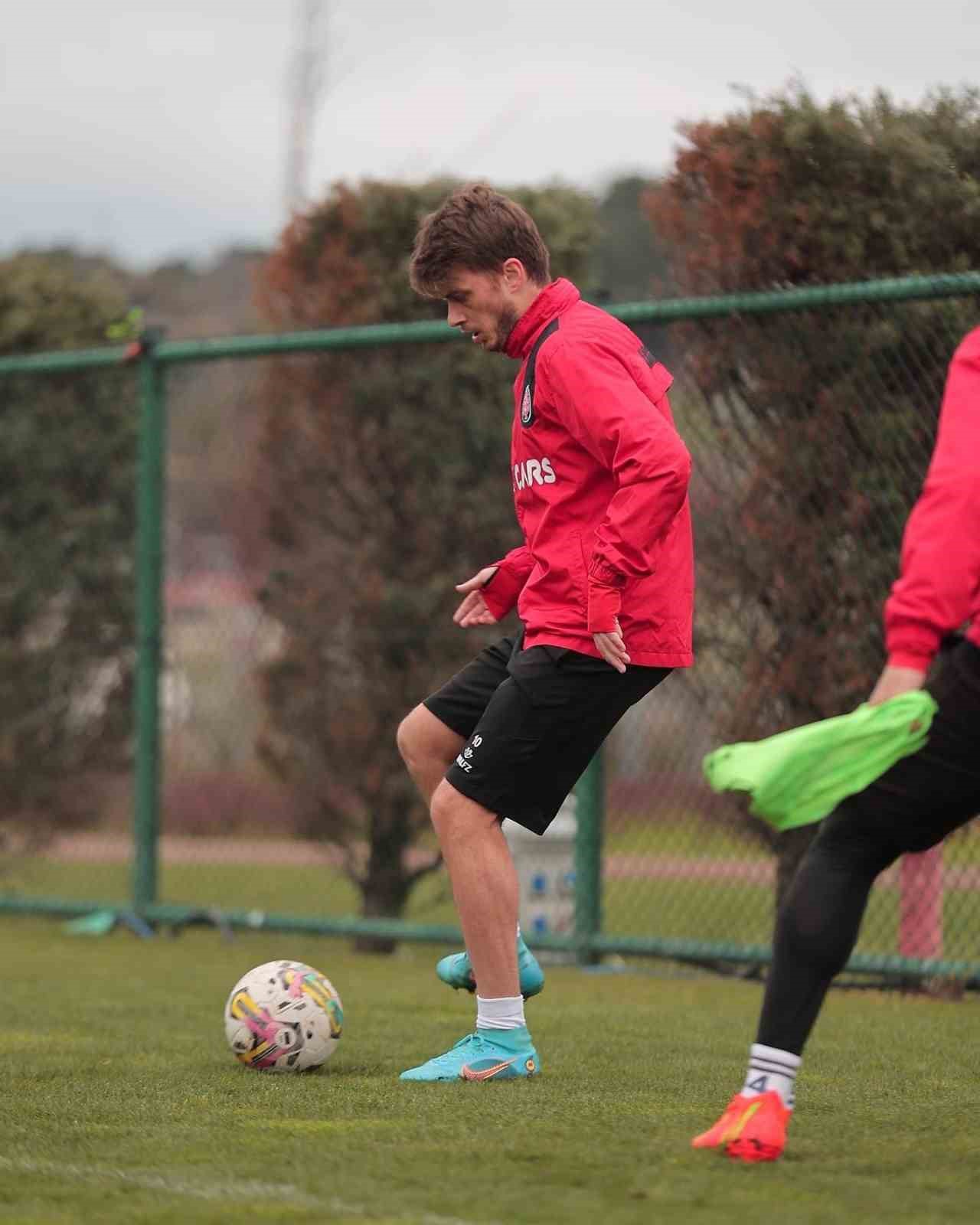 FATİH KARAGÜMRÜK, SÜPER LİG'İN 28. HAFTASINDA FENERBAHÇE İLE OYNAYACAĞI MAÇIN