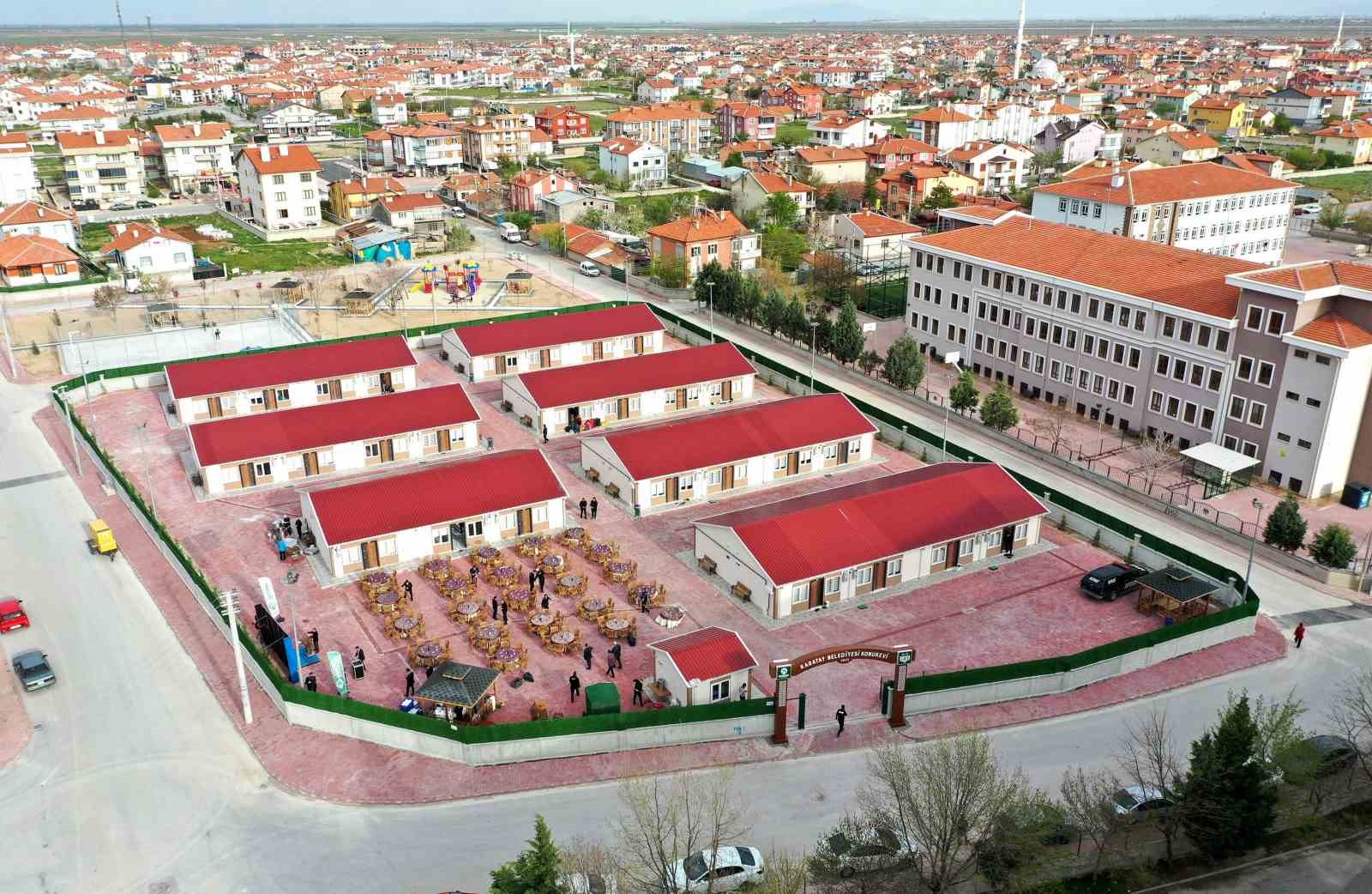 KARATAY BELEDİYESİ TARAFINDAN HAYIRSEVERLERİN DE KATKILARIYLA HAYATA GEÇİRİLEN VE 54