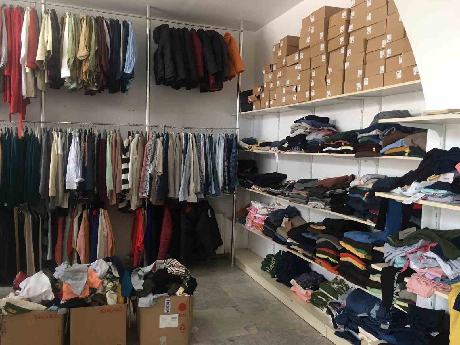 KARS BELEDİYESİ’NDEN İHTİYAÇ SAHİPLERİN DESTEK SÜRÜYOR(KARS-İHA)