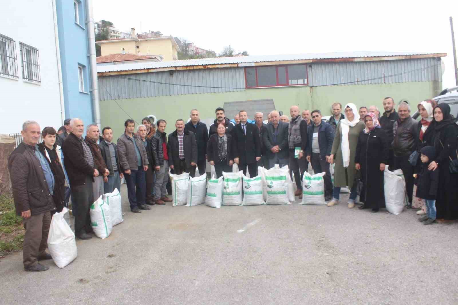 KASTAMONU’NUN İNEBOLU İLÇESİNDE ‘İNEBOLU AHŞAP SERA’ PROJESİ ÇERÇEVESİNDE SÜRE ÜRETİCİLERİNE