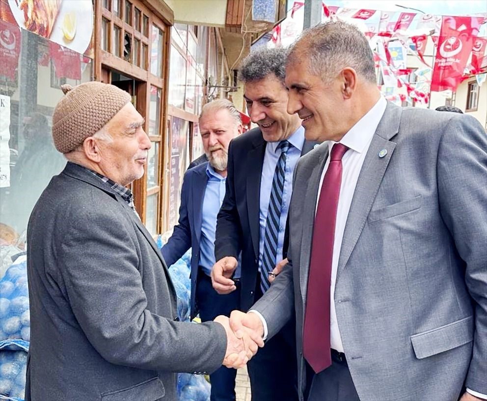 İLÇE GEZİLERİNİ ARALIKSIZ SÜRDÜREN İYİ PARTİ MİLLETVEKİLİ ADAYI ZEKAİ KAYA,
