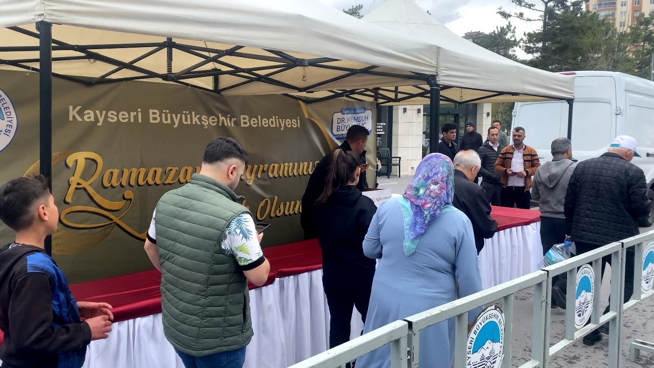 KAYSERİ BÜYÜKŞEHİR BELEDİYESİ, RAMAZAN BAYRAMI ÖNCESİNDE VATANDAŞLARIN DAHA RAHAT VE