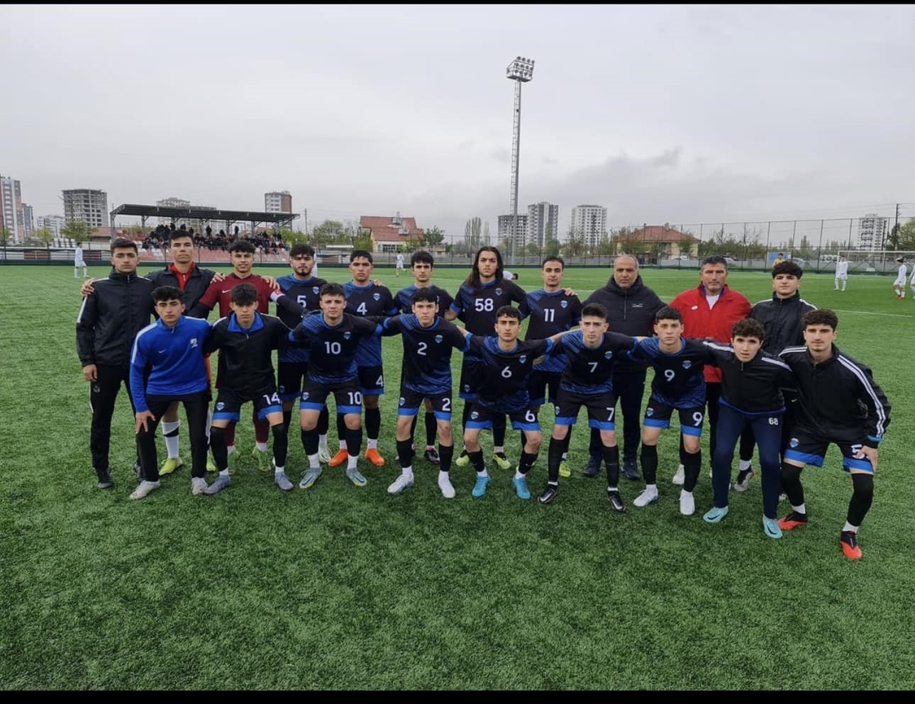 KAYSERİ U18 LİGİ FİNAL MAÇINDA KAYSERİ ATLETİKSPOR İLE KAYSERİ ŞEKERSPOR