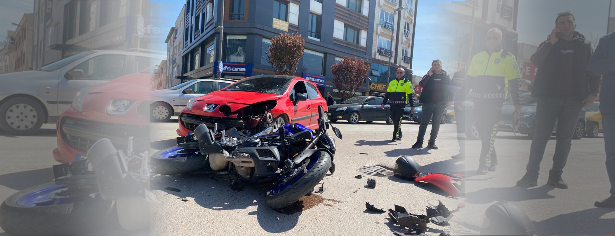 Atatürk Caddesi, Bandırma Belediyesi yakınlarında meydana gelen trafik kazasında otomobil