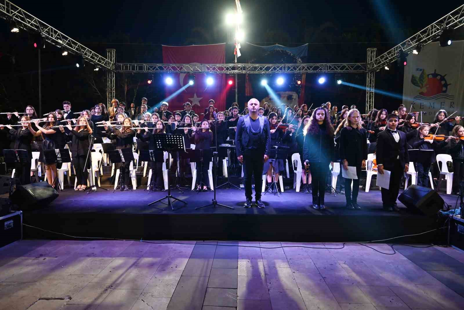 KEMER BELEDİYESİ GENÇLİK ORKESTRASI VE ANTALYA ÜSTÜN KENT ORKESTRASI, 23