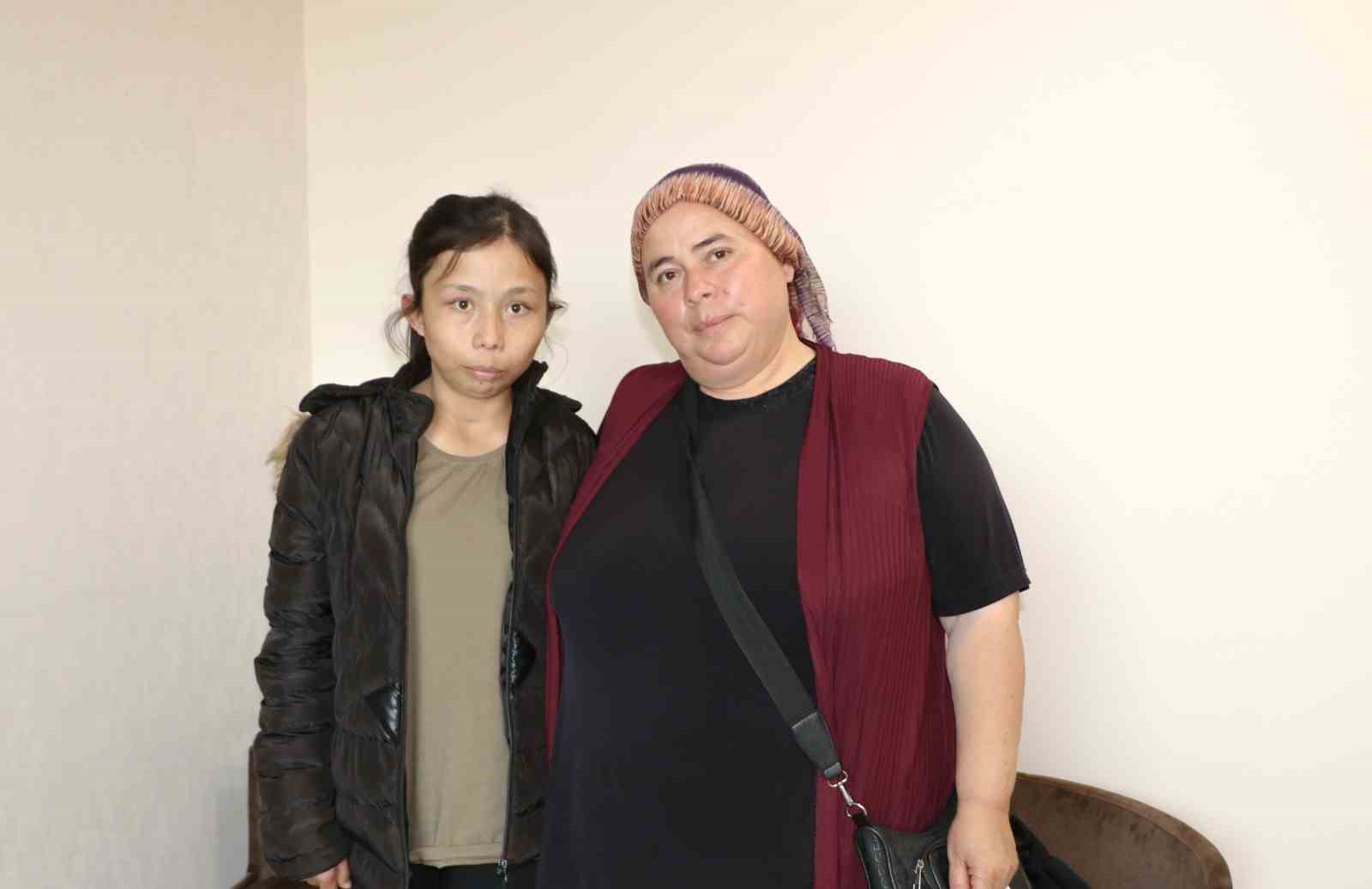 UŞAK’TAN DENİZLİ’YE GELEN 41 YAŞINDAKİ GÜLCAN ÖNCER, 5 YILDIR BÖBREK